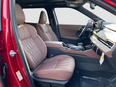 2025 Mitsubishi Outlander SEL