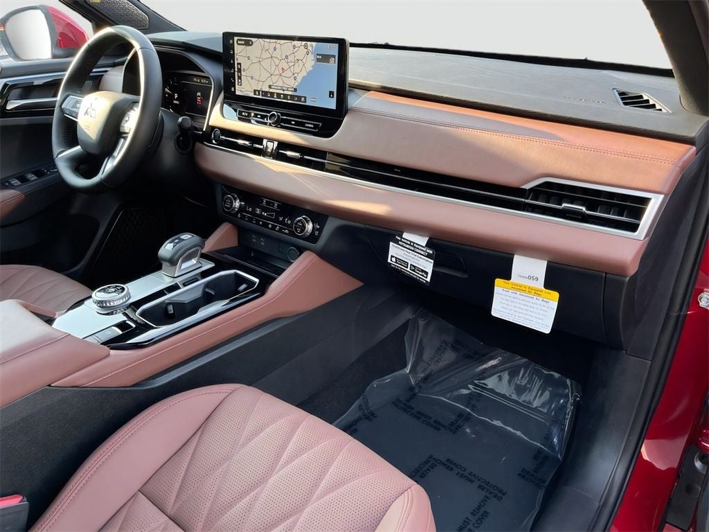 2025 Mitsubishi Outlander SEL