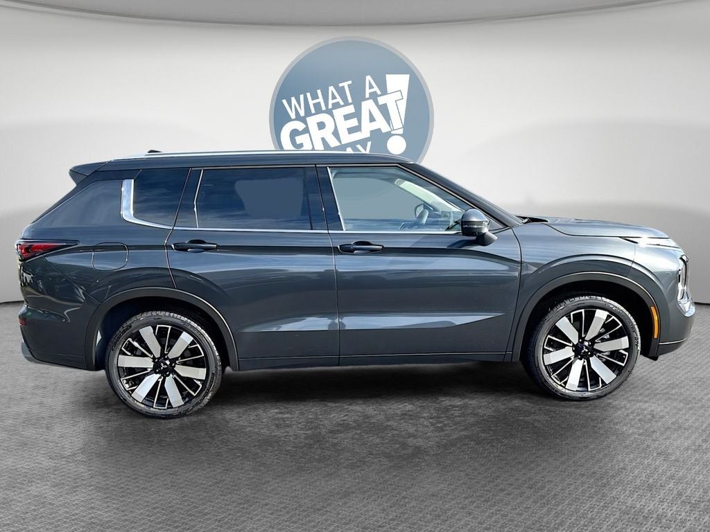 2026 Mitsubishi Outlander SEL