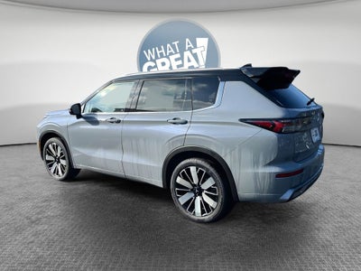 2026 Mitsubishi Outlander SEL