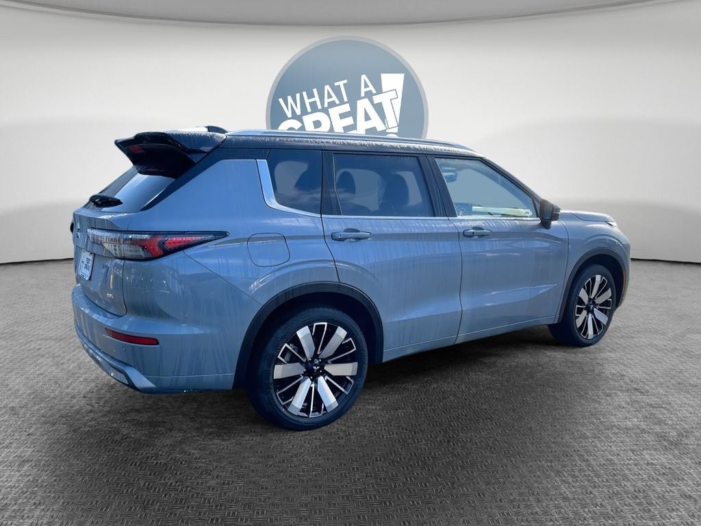 2026 Mitsubishi Outlander SEL
