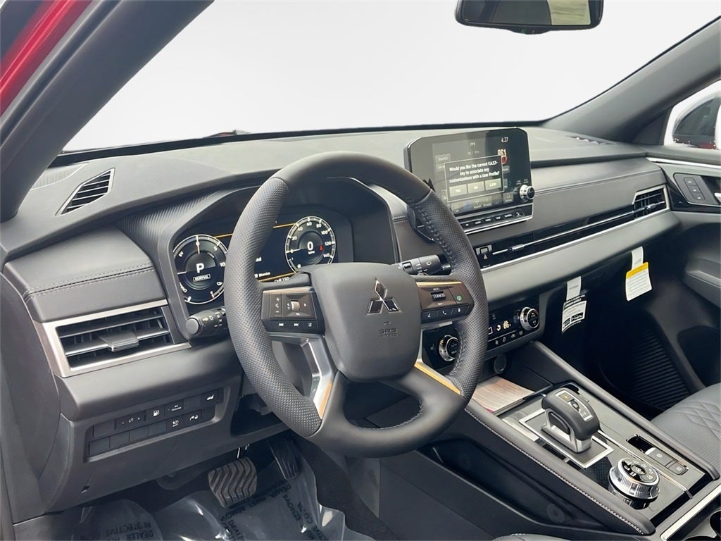 2025 Mitsubishi Outlander PHEV Base