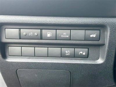 2025 Mitsubishi Outlander PHEV Base