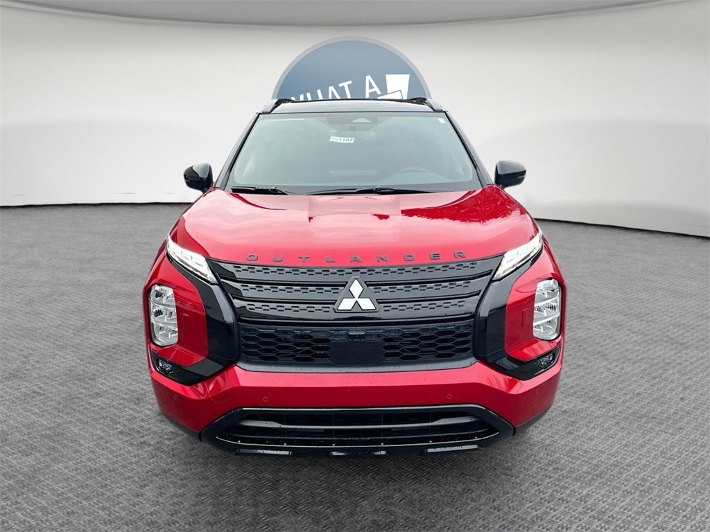 2025 Mitsubishi Outlander PHEV Base
