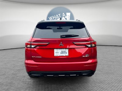 2025 Mitsubishi Outlander PHEV Base