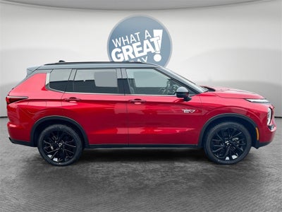 2025 Mitsubishi Outlander PHEV Base