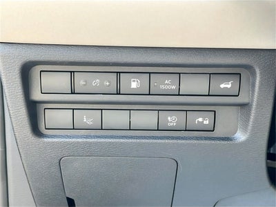 2025 Mitsubishi Outlander PHEV Base