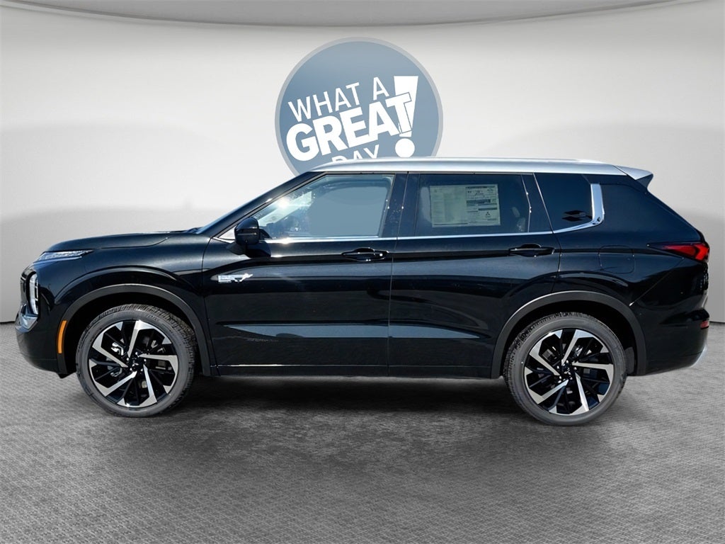 2025 Mitsubishi Outlander PHEV Base