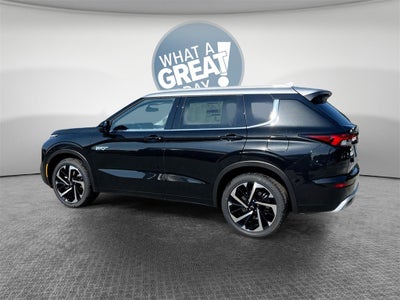 2025 Mitsubishi Outlander PHEV Base
