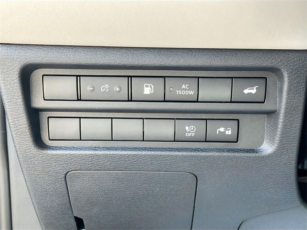 2025 Mitsubishi Outlander PHEV SEL