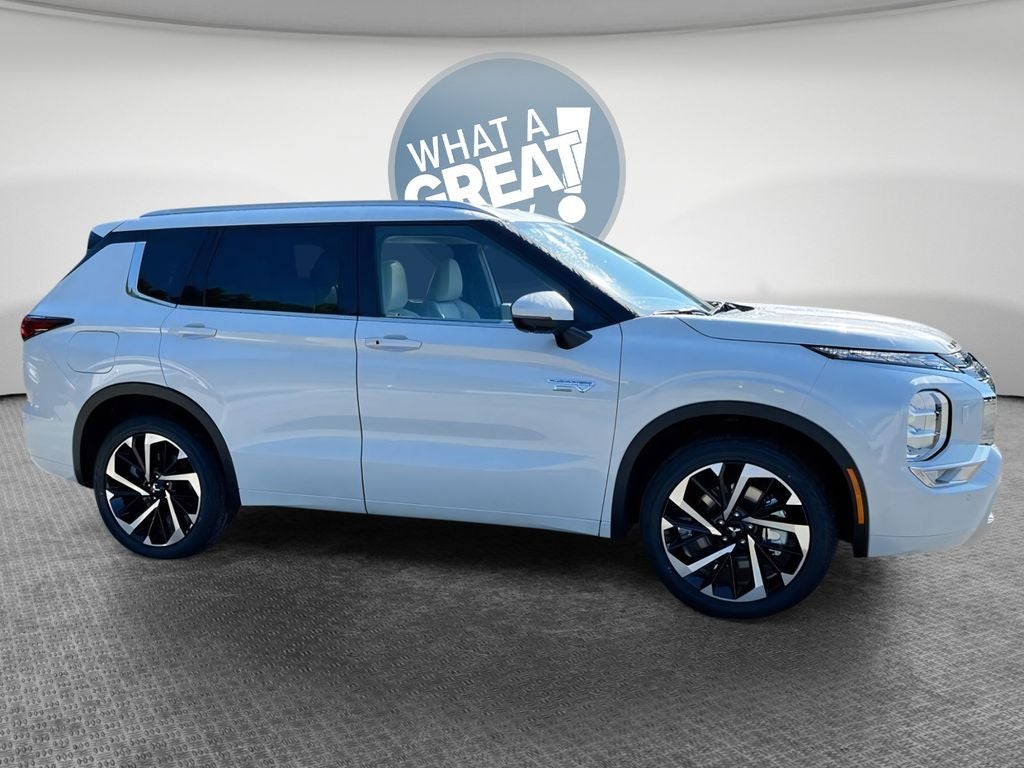 2025 Mitsubishi Outlander PHEV SEL