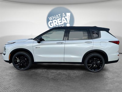 2025 Mitsubishi Outlander PHEV Base