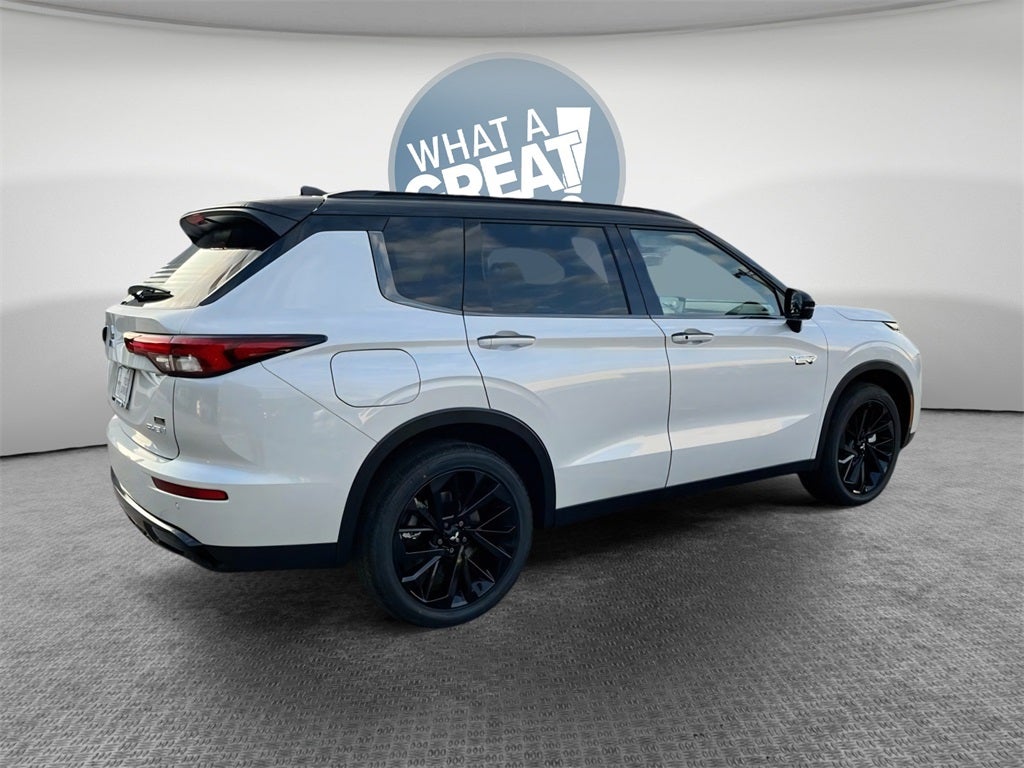 2025 Mitsubishi Outlander PHEV Base