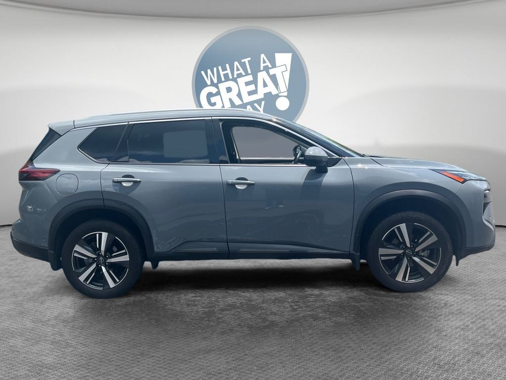 2025 Nissan Rogue SL