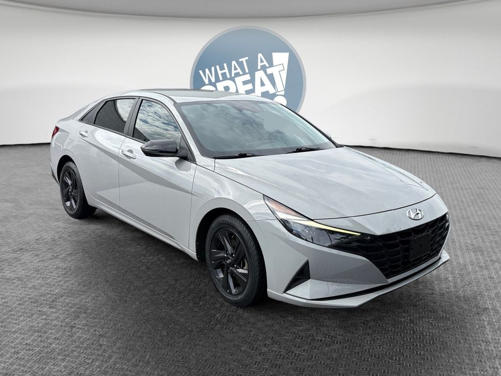 2021 Hyundai Elantra 2.0 SEL IVT SULEV's photo