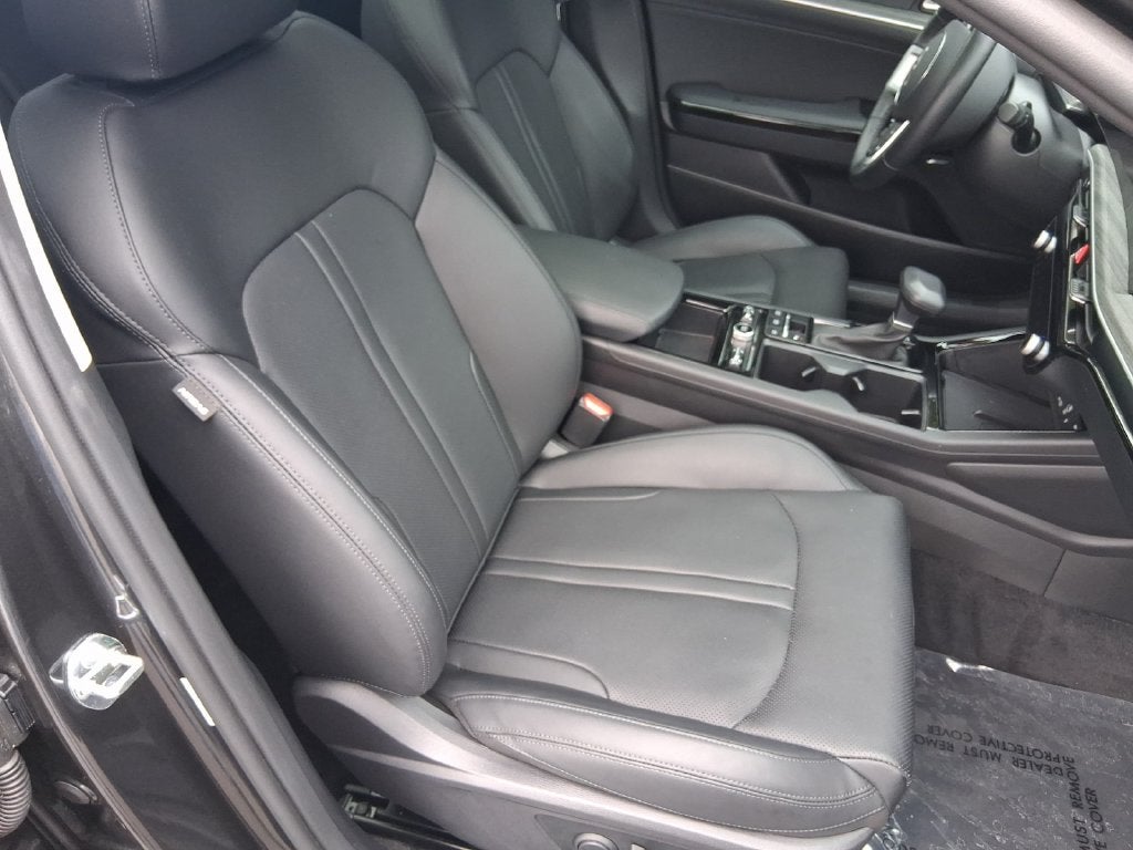 2025 Kia K5 EX