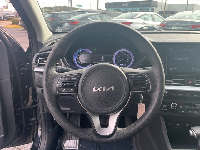 2022 Kia Niro LX