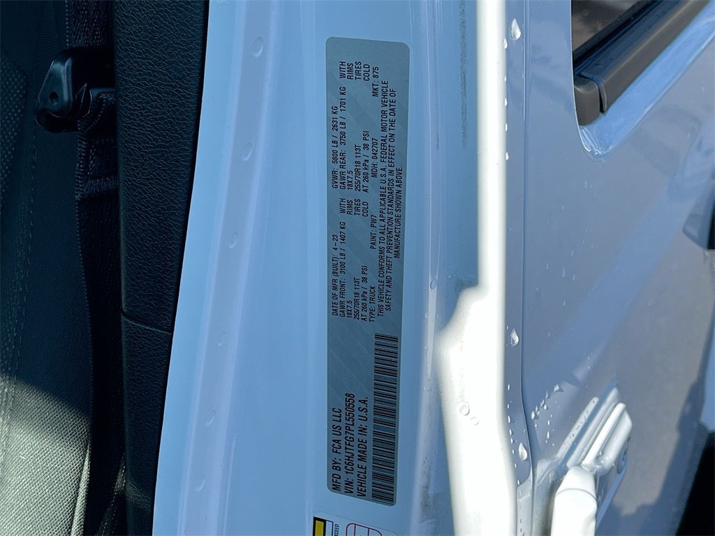 2023 Jeep Gladiator Overland