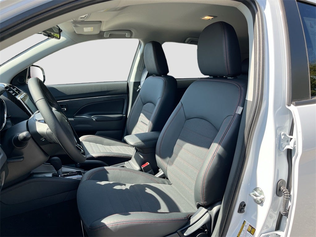 2025 Mitsubishi Outlander Sport 2.0 SE