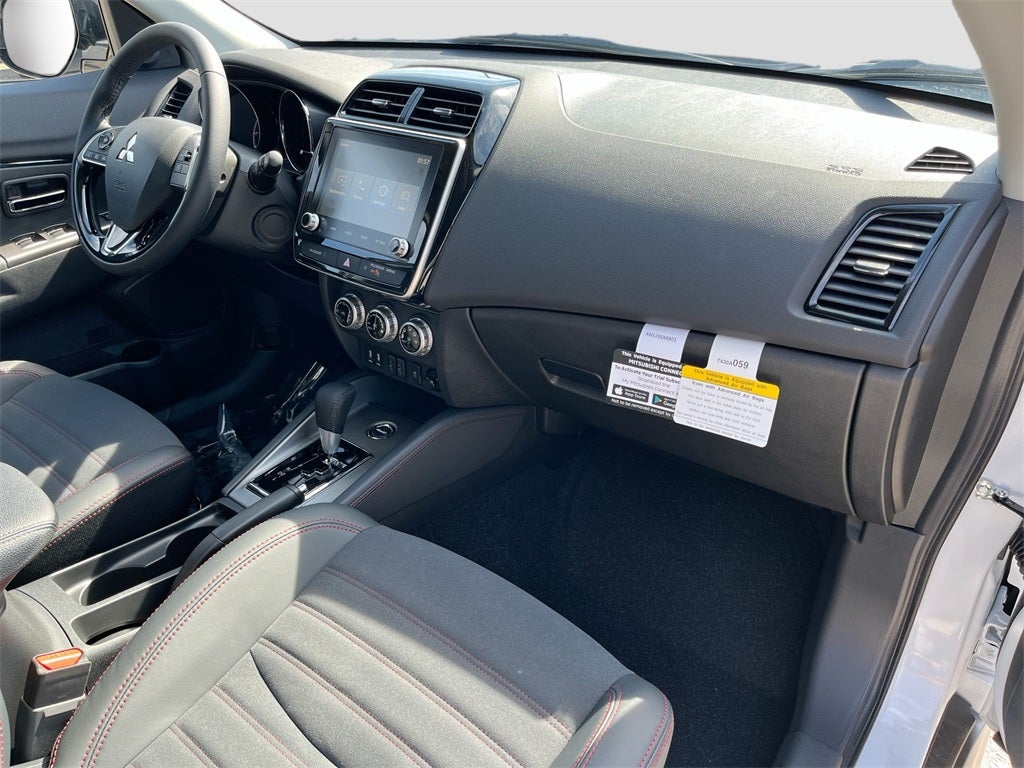 2025 Mitsubishi Outlander Sport 2.0 SE