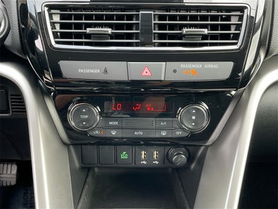 2025 Mitsubishi Eclipse Cross LE