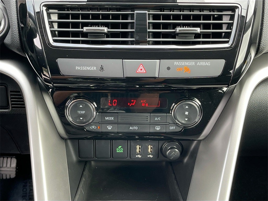 2025 Mitsubishi Eclipse Cross LE