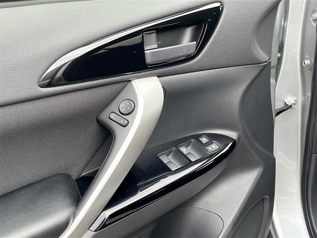 2025 Mitsubishi Eclipse Cross LE