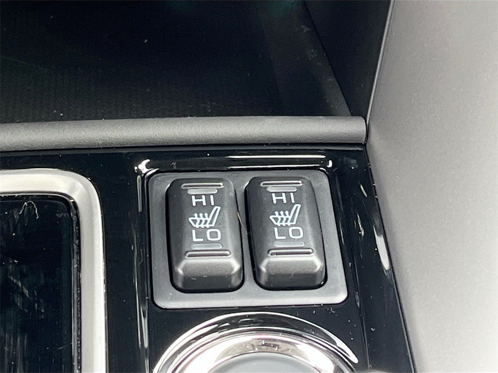 2025 Mitsubishi Eclipse Cross LE