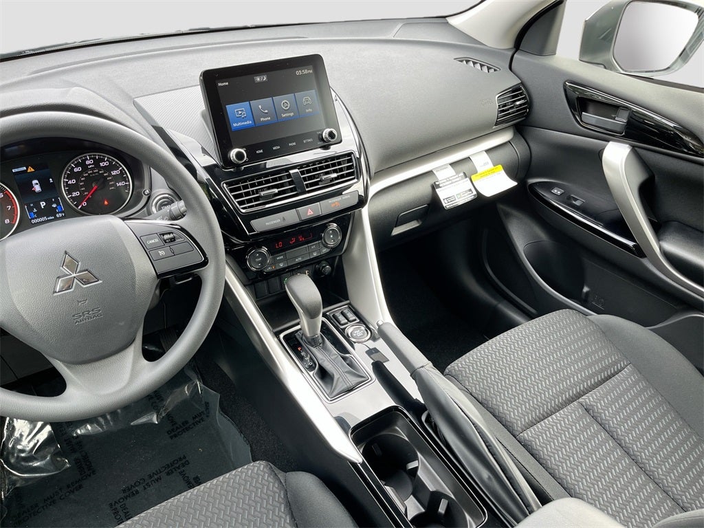 2025 Mitsubishi Eclipse Cross LE