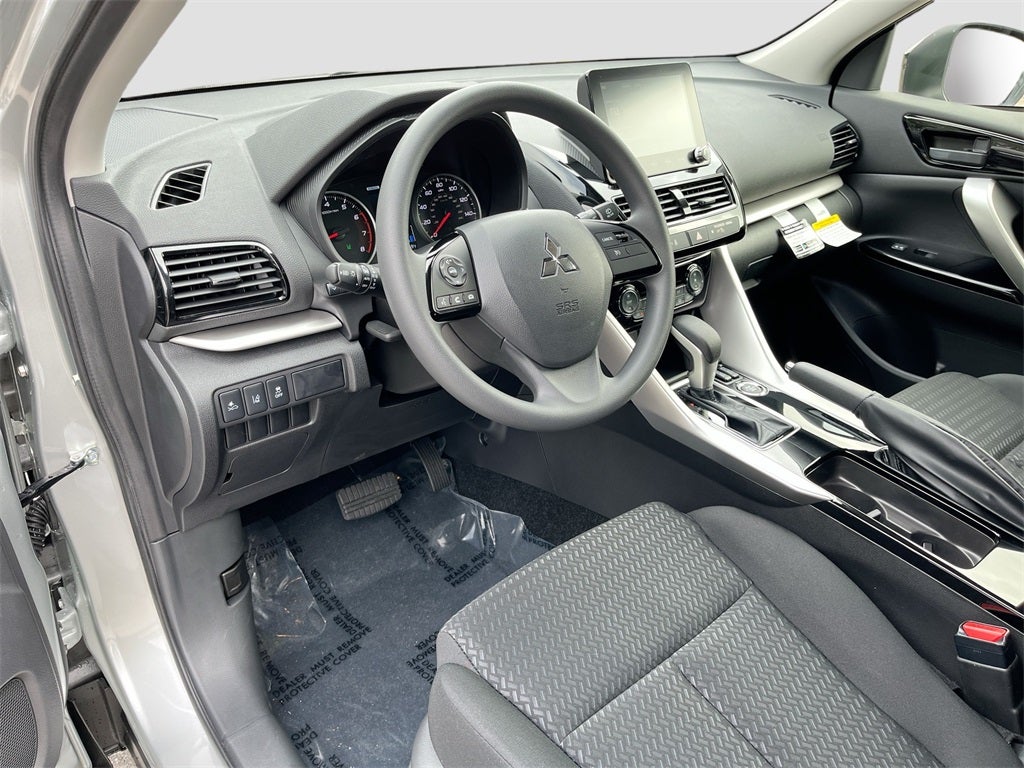 2025 Mitsubishi Eclipse Cross LE