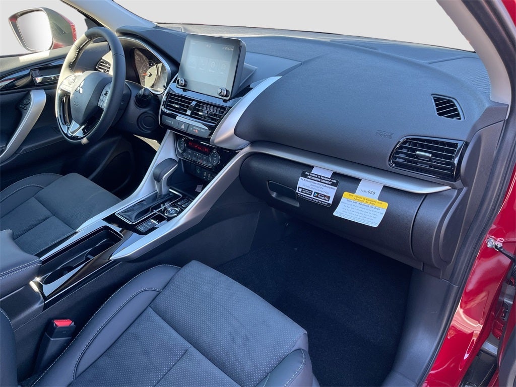 2026 Mitsubishi Eclipse Cross SE Panoramic Sunroof Package