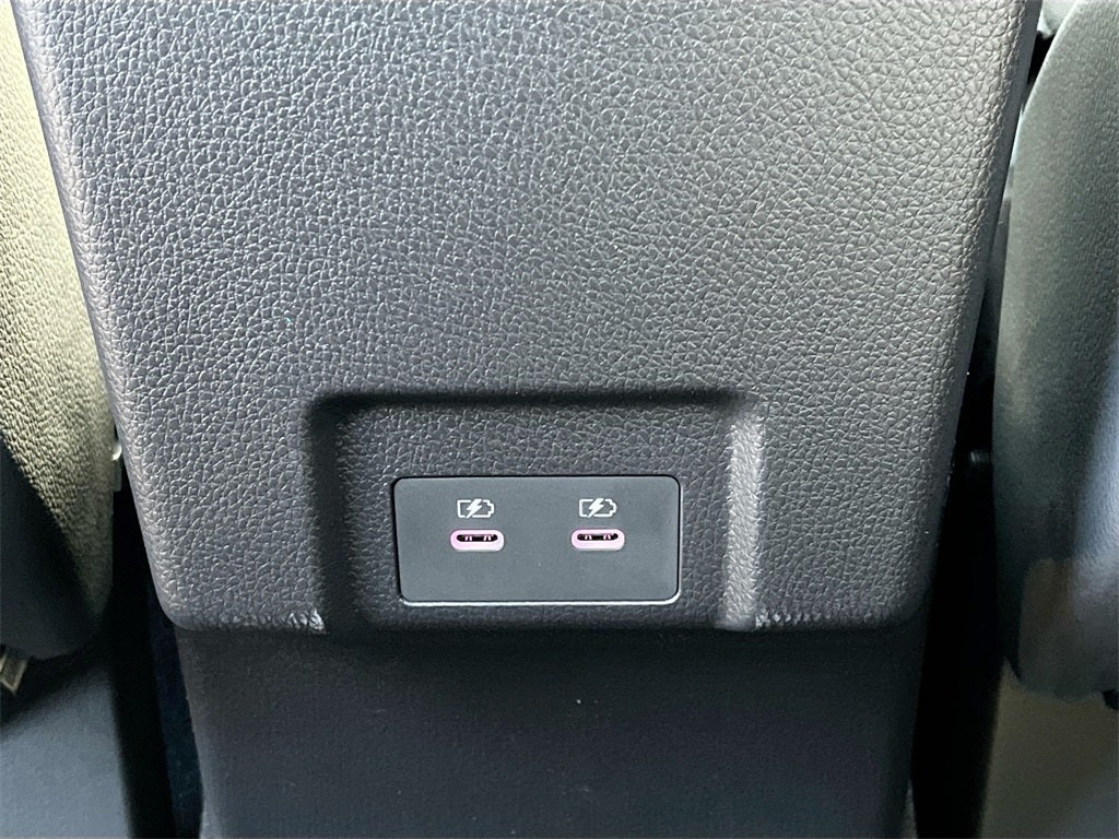 2026 Mitsubishi Eclipse Cross SE Panoramic Sunroof Package