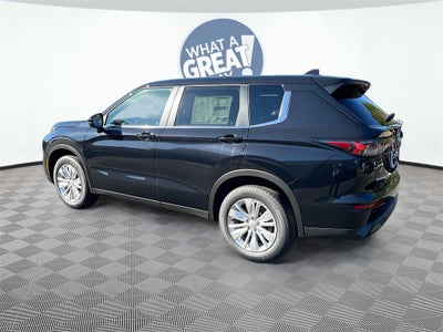 2025 Mitsubishi Outlander ES