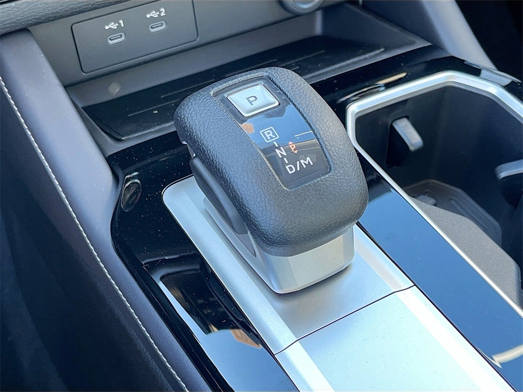 2025 Mitsubishi Outlander ES