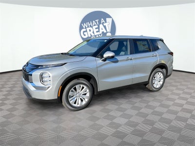 2025 Mitsubishi Outlander ES