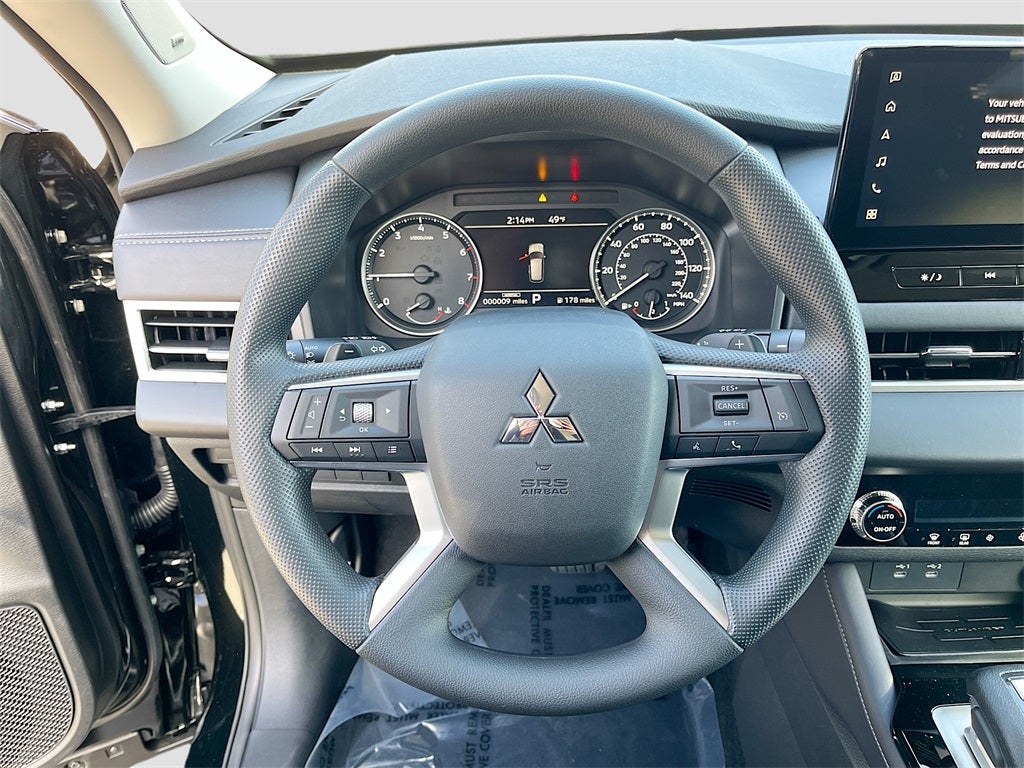 2025 Mitsubishi Outlander ES