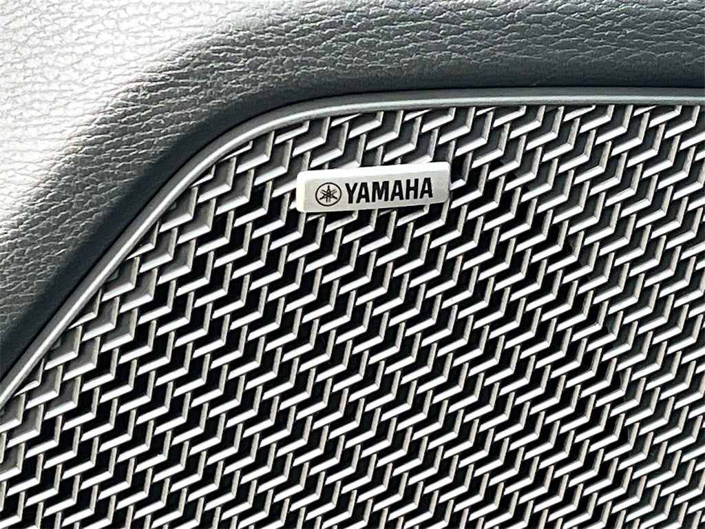 2025 Mitsubishi Outlander ES