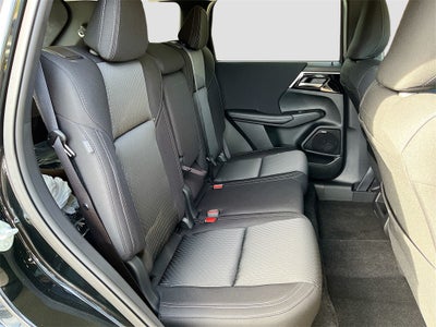 2025 Mitsubishi Outlander ES