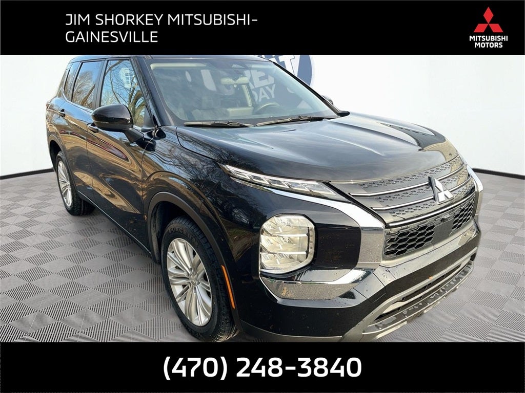 2024 Mitsubishi Outlander ES