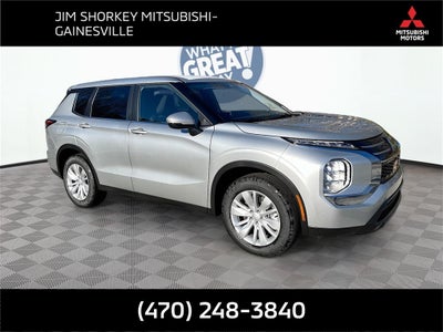 2025 Mitsubishi Outlander ES