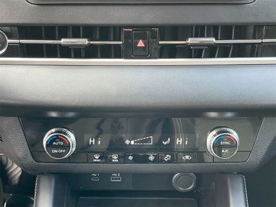 2024 Mitsubishi Outlander ES