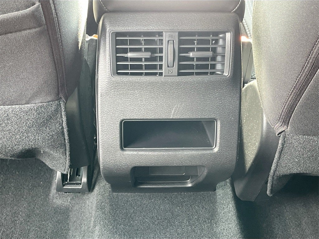 2024 Mitsubishi Outlander ES