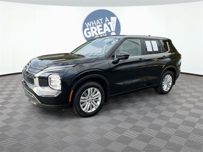 2024 Mitsubishi Outlander ES