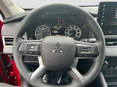 2025 Mitsubishi Outlander ES