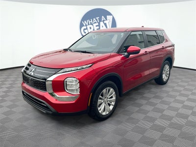 2025 Mitsubishi Outlander ES