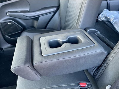 2025 Mitsubishi Outlander ES