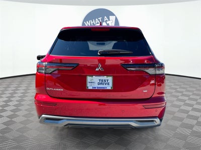 2025 Mitsubishi Outlander SE Tech Package