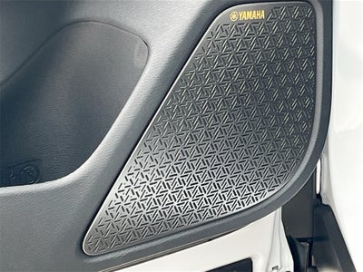 2025 Mitsubishi Outlander SE Tech Pakcage