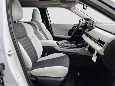 2025 Mitsubishi Outlander SE Tech Pakcage