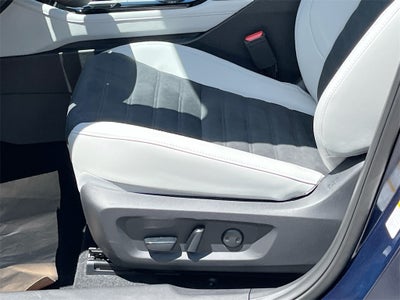 2025 Mitsubishi Outlander SE Tech Package